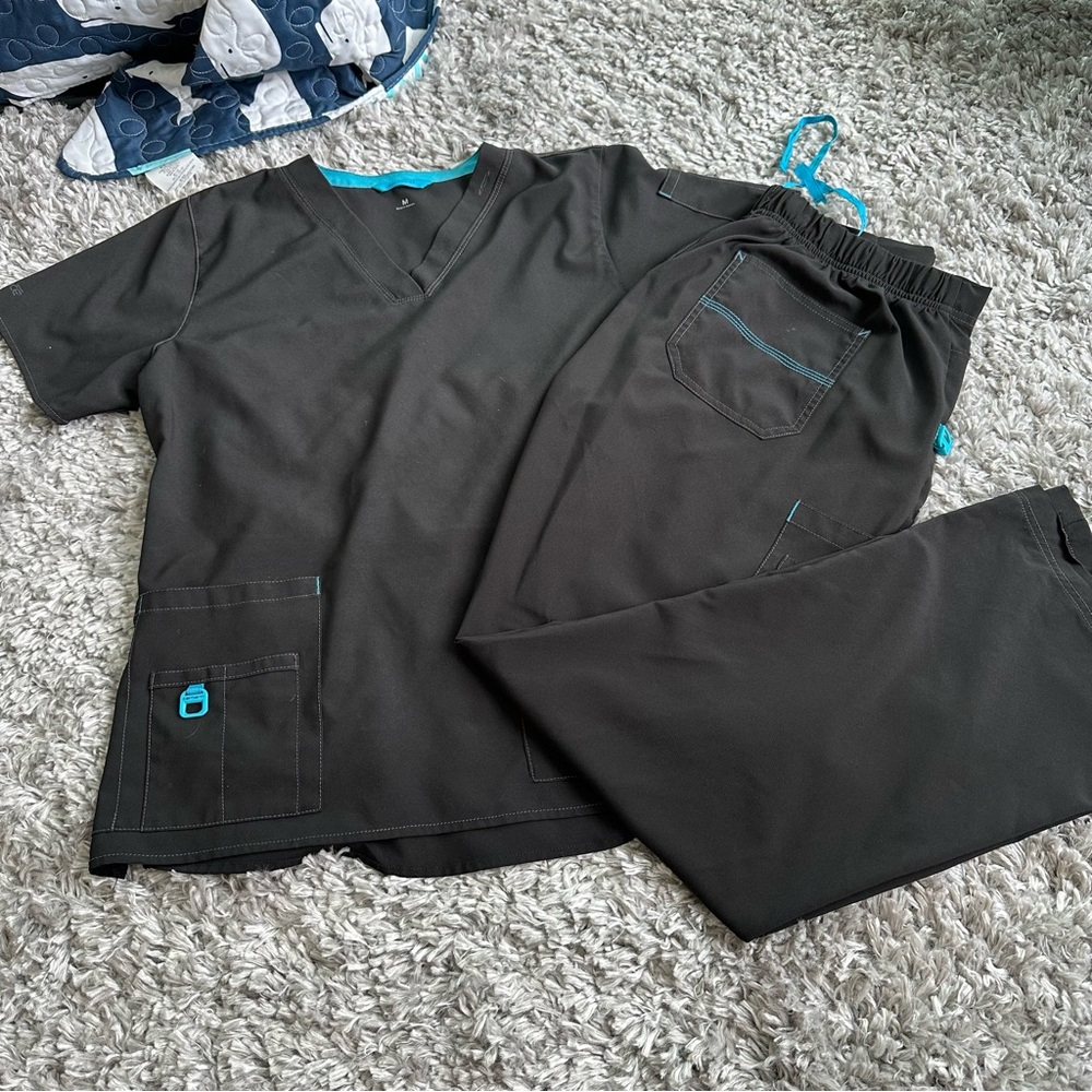 Carhartt Scrubs